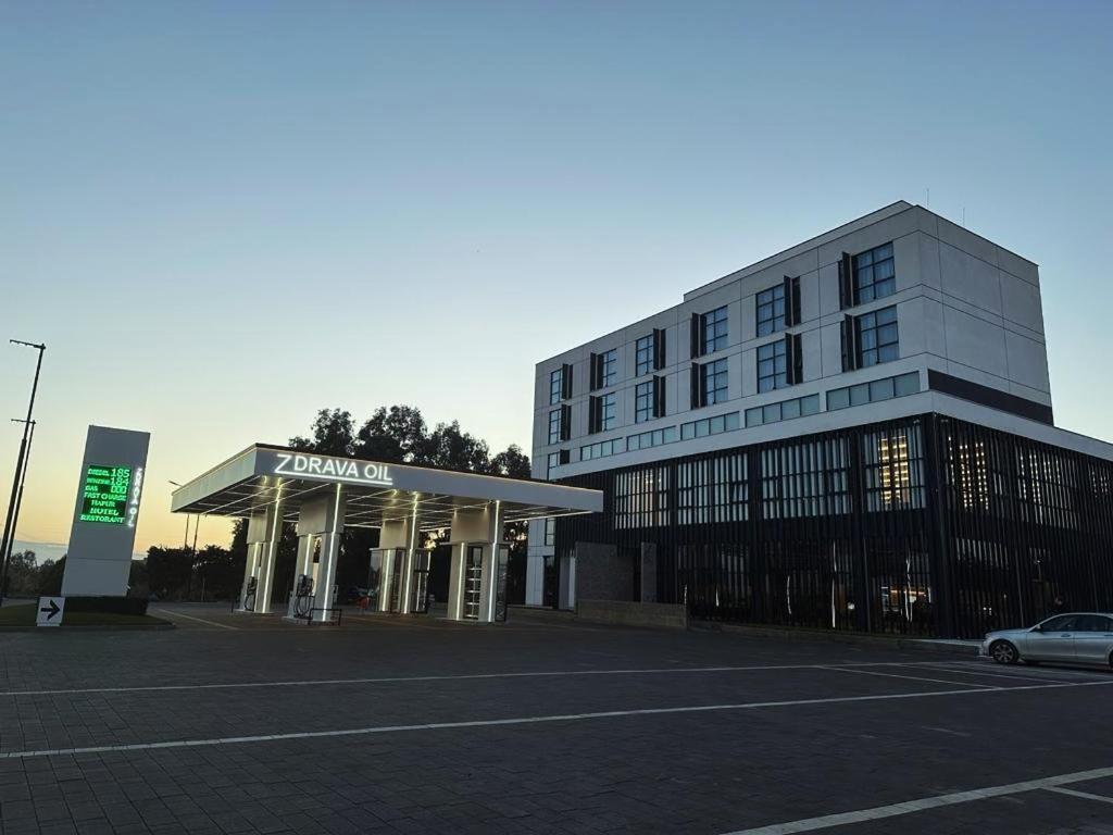 Resort Zdrava Savra Exteriör bild